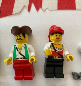 Lego Pirates: 6250 Cross Bone Clipper - 100% Complete - Beautiful Condition