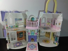 Fisher-Price Loving Family Sweet Streets Vict...