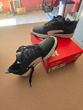 PUMA Rebound Layup Lo SL Jr Kids Sneakers Bla...