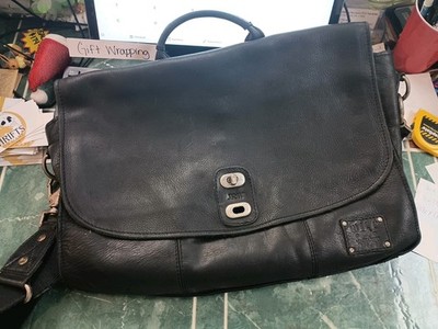 Will Leather Goods Messenger Bag With Removable Laptop Sleeve