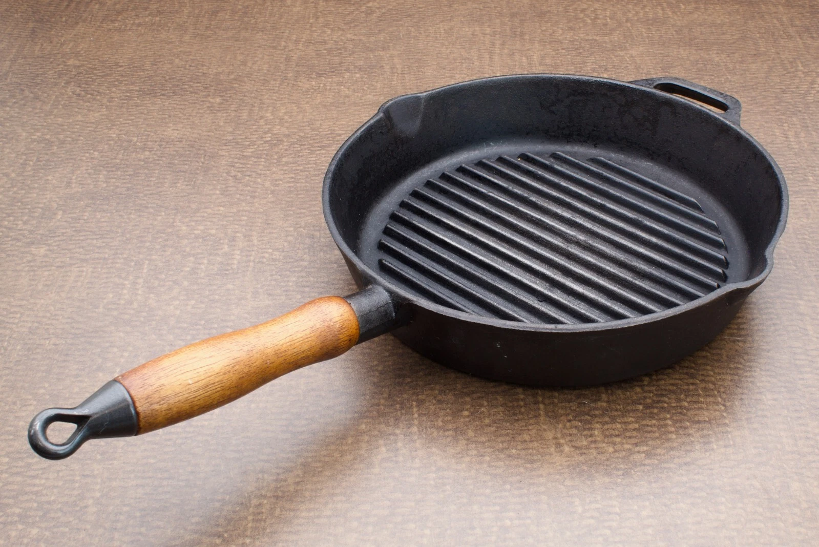 Kitchen Prep 101 11" Cast Iron Skillet Cooking Fry Pan Kitchen Cookware