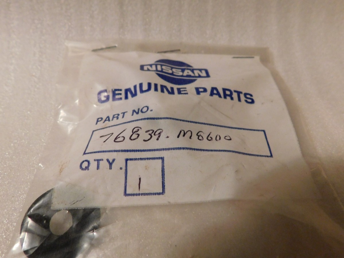 76839-M8600 1984-89 NISSAN 300ZX SIDE WINDOW FINSHER CLIP | eBay