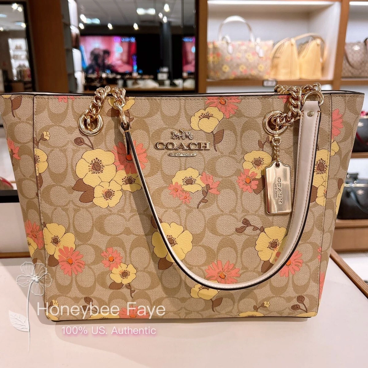 COACH OUTLET®  Cammie Chain Shoulder Bag In Signature Canvas