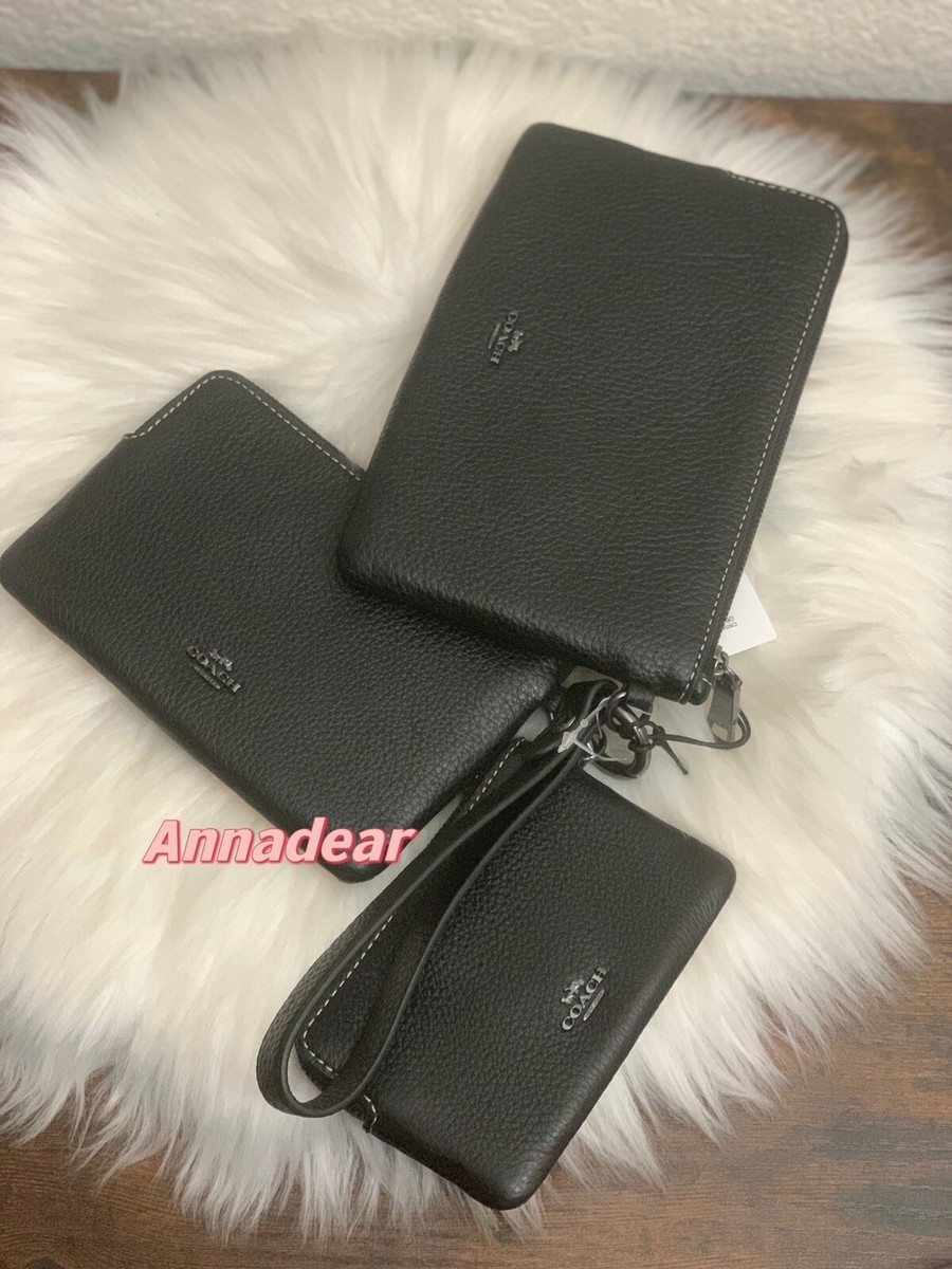 COACHミディアムcornerジップウォレット/Mickey Mouse Coach Disney X Coach Corner Zip Trio With Mickey Mouse Faces