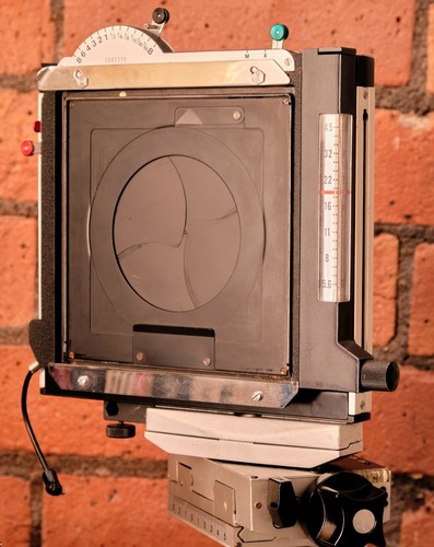 Schneider Symmar-S 240mm f5.6 DB mounted lens for use with BTL shutters - Picture 6 of 6