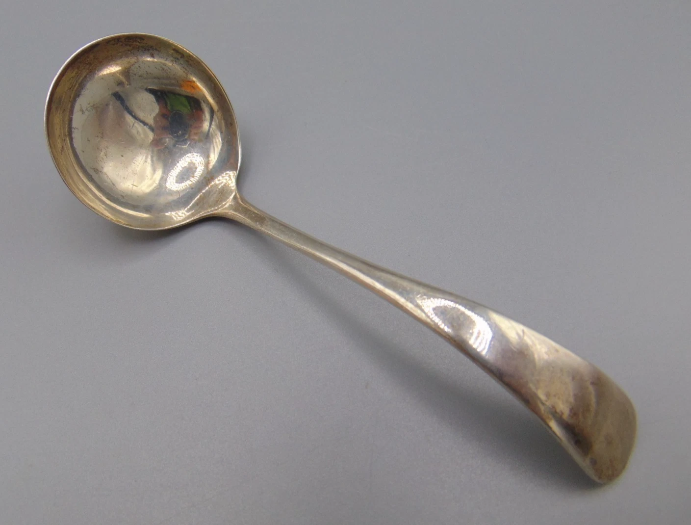 STERLING SILVER SMALL SAUCE LADLE - EMILE VINER - SHEFFIELD 1932