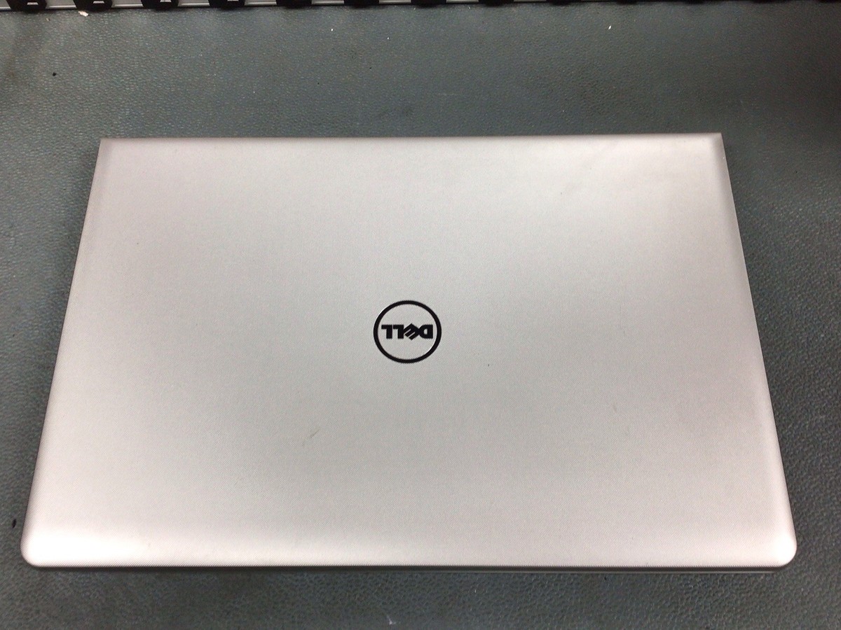 Dell Inspiron 17 5000 Series 17.3” TTYFJA00 | Intel i7 | 8gb Ram