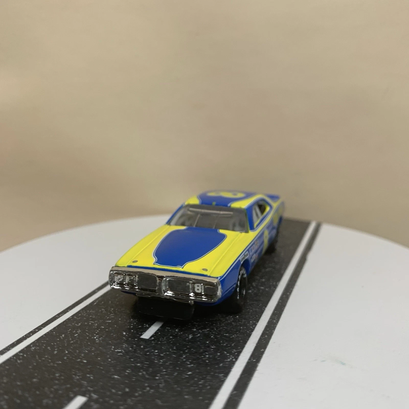 Picture 3 of 13