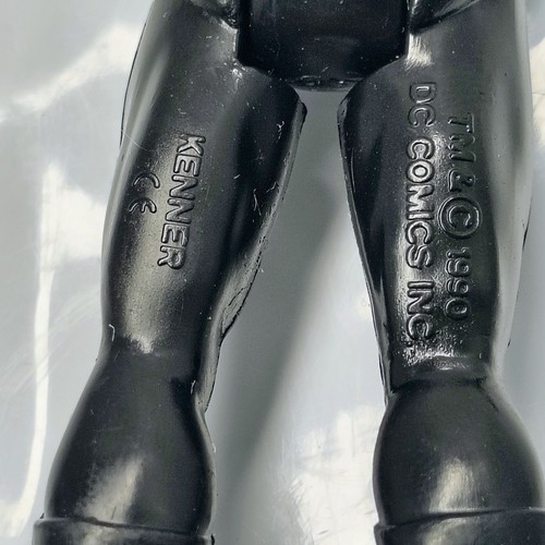 Kenner Batman Action Figure DC Comics Black Suit giocattolo vintage 1990 da collezione - Foto 6 di 6
