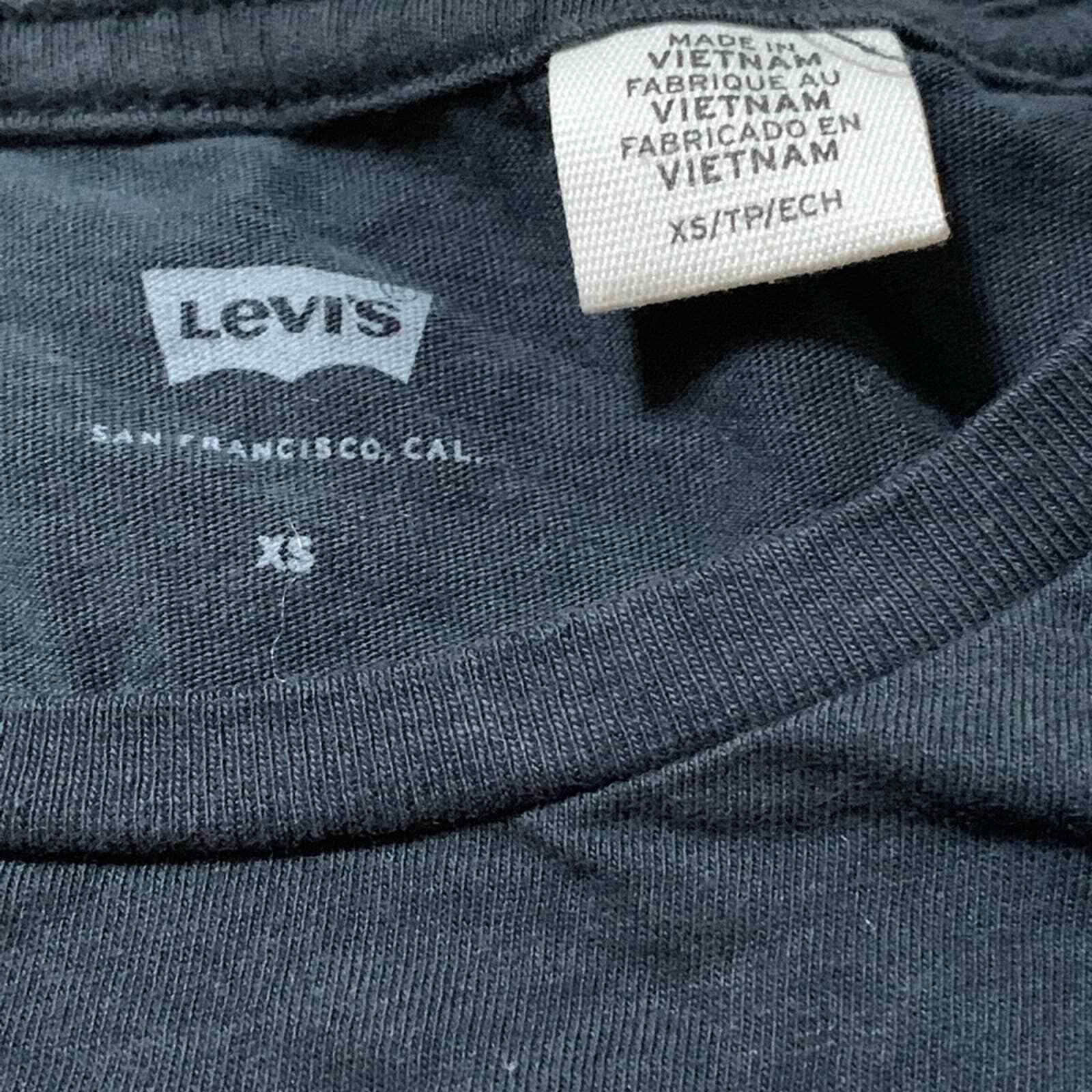 Levi’s Black Graphic Basic Tee XS - image 3