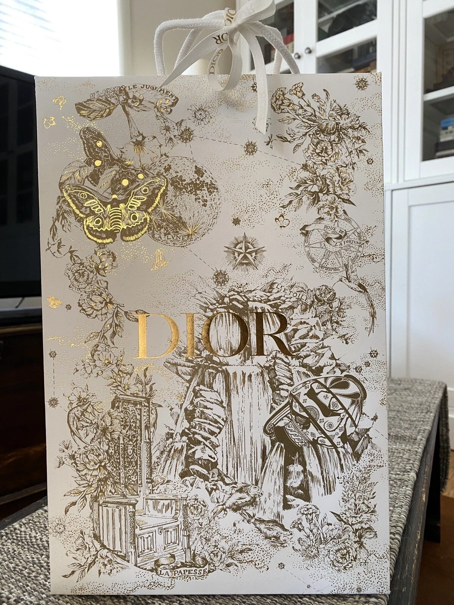 Dior, Other, Dior Holiday Christmas Card Decor Qty Of 4