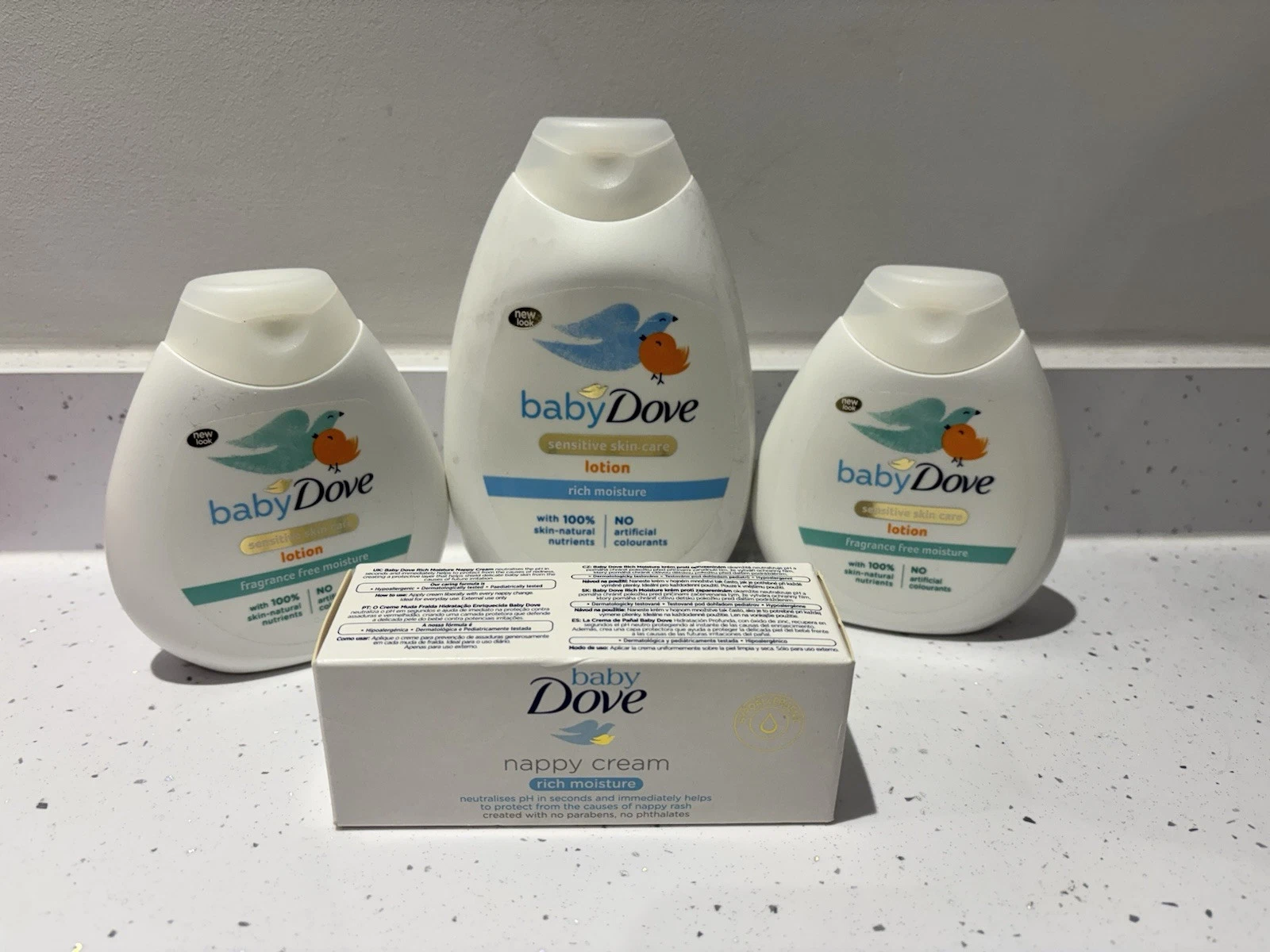 Baby Dove Rich Moisture Lotion Sensitive Skin & Rich Moisture Nappy Cream Bundle
Opens in a new wind