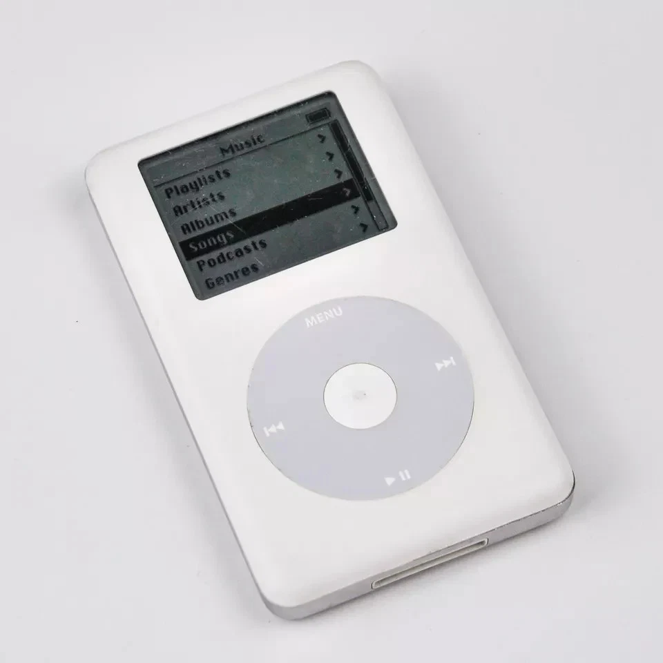 APPLE iPOD CLASSIC PHOTO 4TH GEN. WHITE 60GB...NEW BATTERY MP3/MP4/MP5 - Image 3 of 4