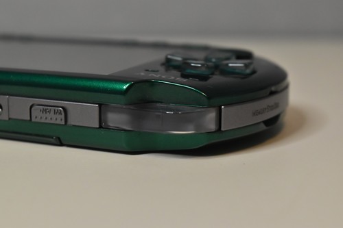 Sony PSP 3000 Spirited Green caricatore console portatile con scatola testata #916 - Foto 8 di 24