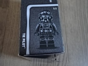 LEGO Star Wars 75161 TIE Striker Microfighter Set