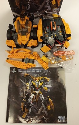 Sillbird Technic 2-in-1 Modellauto Bausatz Yello Thumderbolt