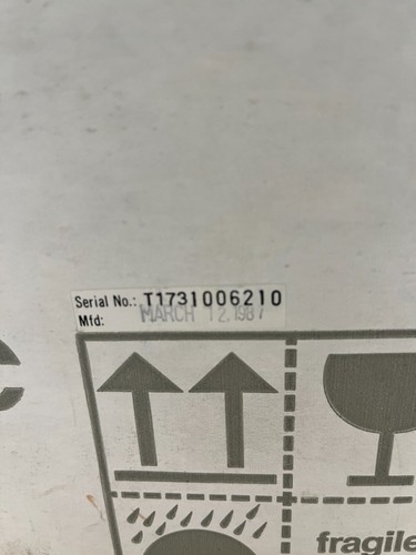 Atari SM125 Monitor with Box - For Repair - Cut Cables - Powers on - Picture 13 of 13