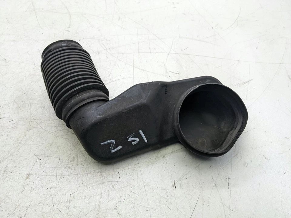 AUDI S6 4.2 V8 2003 AIR INTAKE PIPE HOSE ALTERNATOR PIPE 4B3903655 - Image 4 of 4