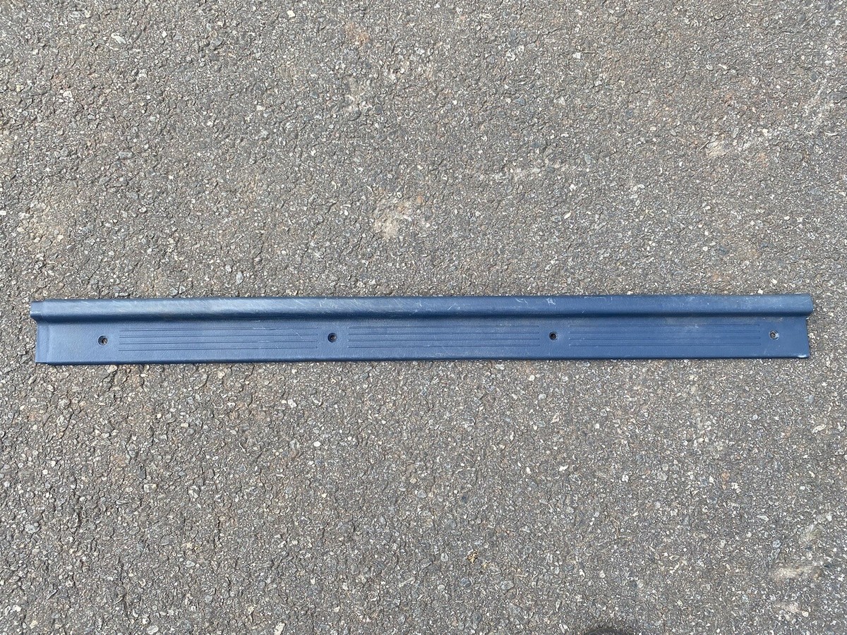 1984-89 Nissan Z31 300ZX OEM LH RH Blue Lower Door Sill Plate Trim 1984-89 Nissan Z31 300ZX OEM LH RH Blue Lower Door Sill Plate Trim