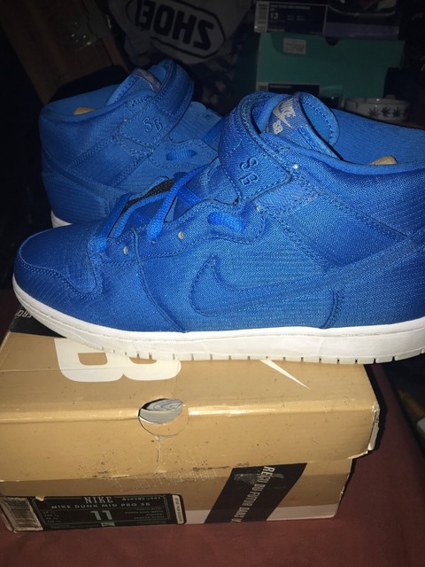 nike dunk Mid online