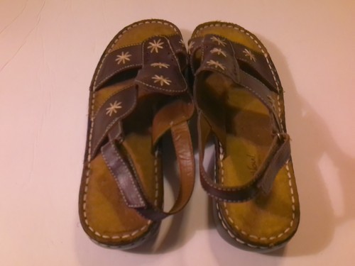 Natural Soul By Naturalizer Brown Slingback Leather Sandal Women's Size 7W - Picture 3 of 4