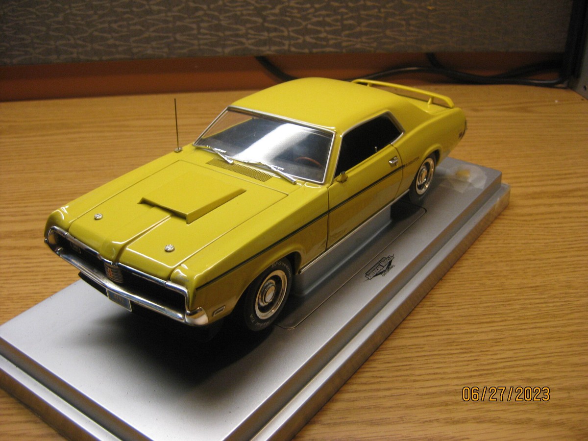 1/18 1969 MERCURY COUGAR ELIMINATOR IN YELLOW BY ERTL / AMER