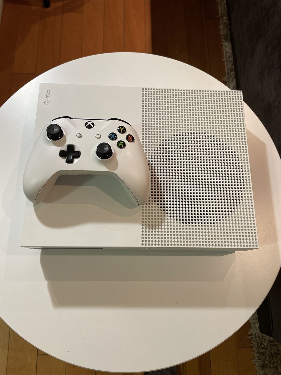 Microsoft Xbox One S White 500GB - Excellent Condition w/ Controller +  Cables 889842257113