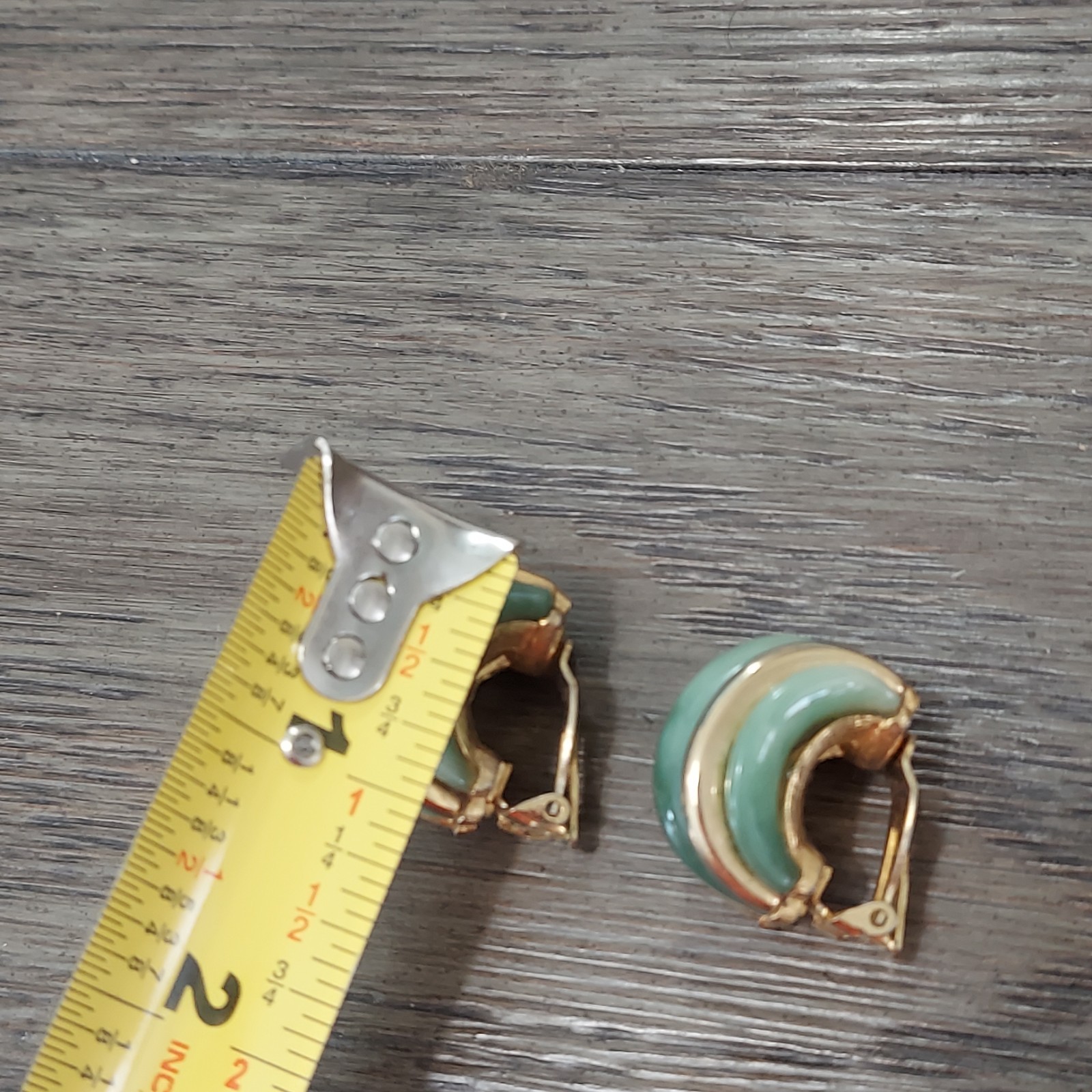 Vtg Kenneth Jay Lane KJL Jade Enamel Gold Clip On… - image 4