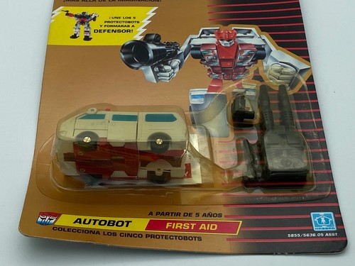 Transformers G1 1990 First-Aid Defensor classic gold MOSC Europe MB hasbro - Picture 3 of 6
