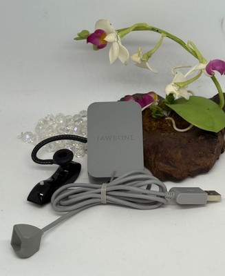 Aliph Jawbone 2 Earwear JB203 Bluetooth Headset -DEFECTIVE-FOR PARTS-WONT CHARGE