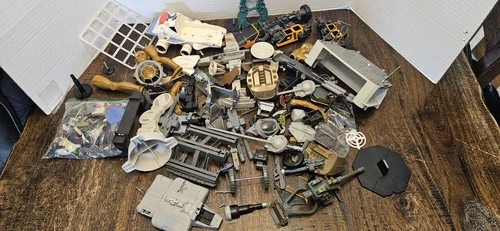 Star Wars Sci-FI Kit bash Custom Fodder broken damaged vehicle Figure parts lot