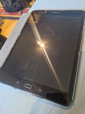 Samsung Galaxy Tab A SM-T550 16GB, WLAN, 24,6 cm (9,7 Zoll) - Schwarz