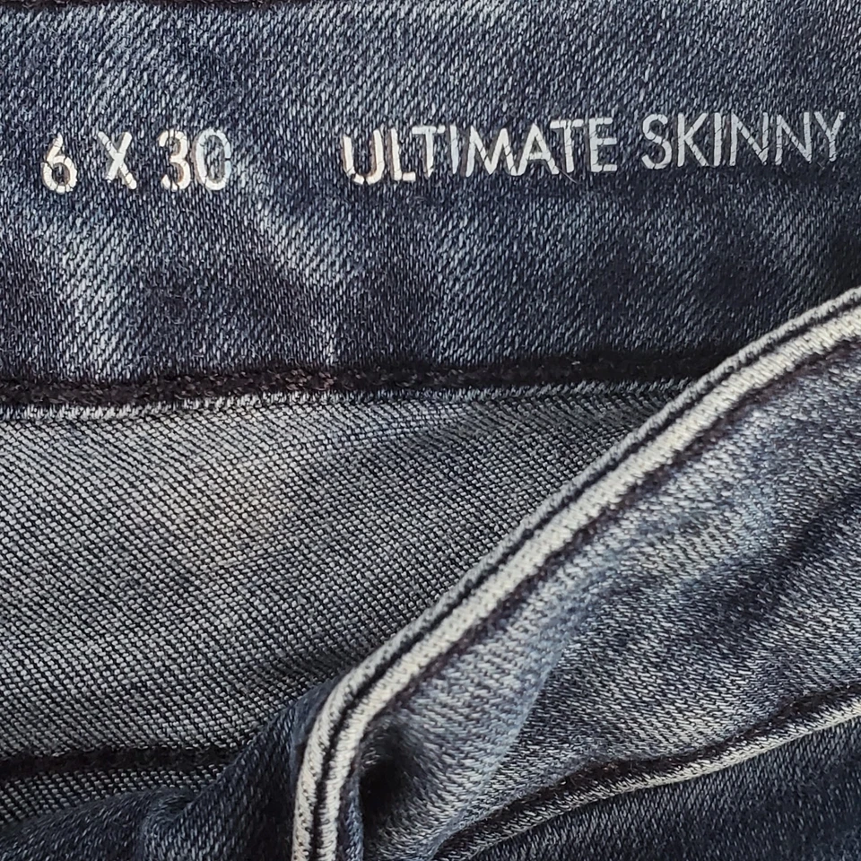 Jeans Clavin Klein para mujer talla 6x30 Ultimate ajustados elásticos cintura 26 entrepierna 25 Foto 4 de 4