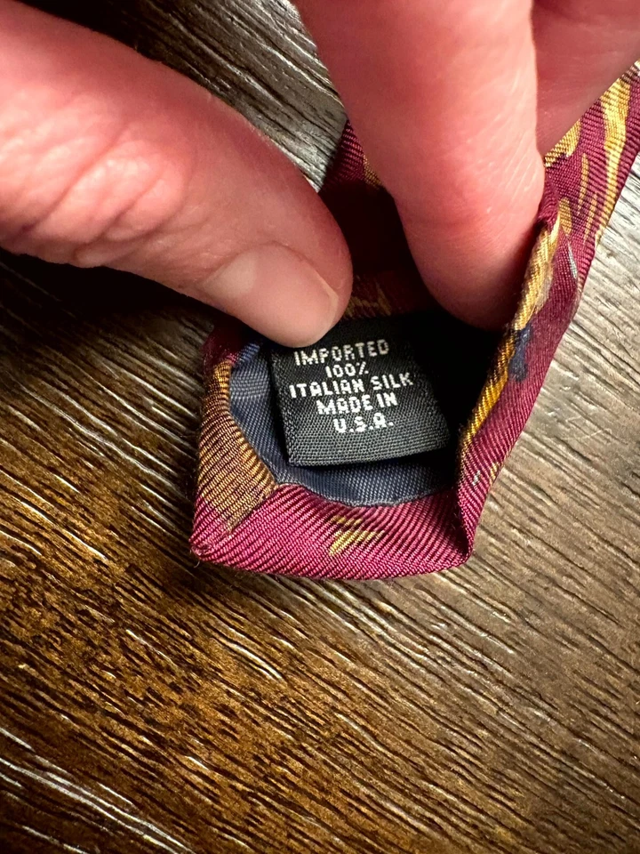 Corbata de cuello ajustable 100 % seda italiana estampado vaquero caballos ultra rojos vintage EE. UU. Foto 4 de 4