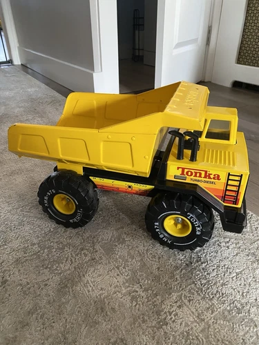 Vintage Big Tonka Truck TURBO DIESEL XMB-975 Toy Vehicle -All original Near Mint