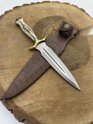 Custom hand made carboon steel hunting Dagger Knive whith sheath