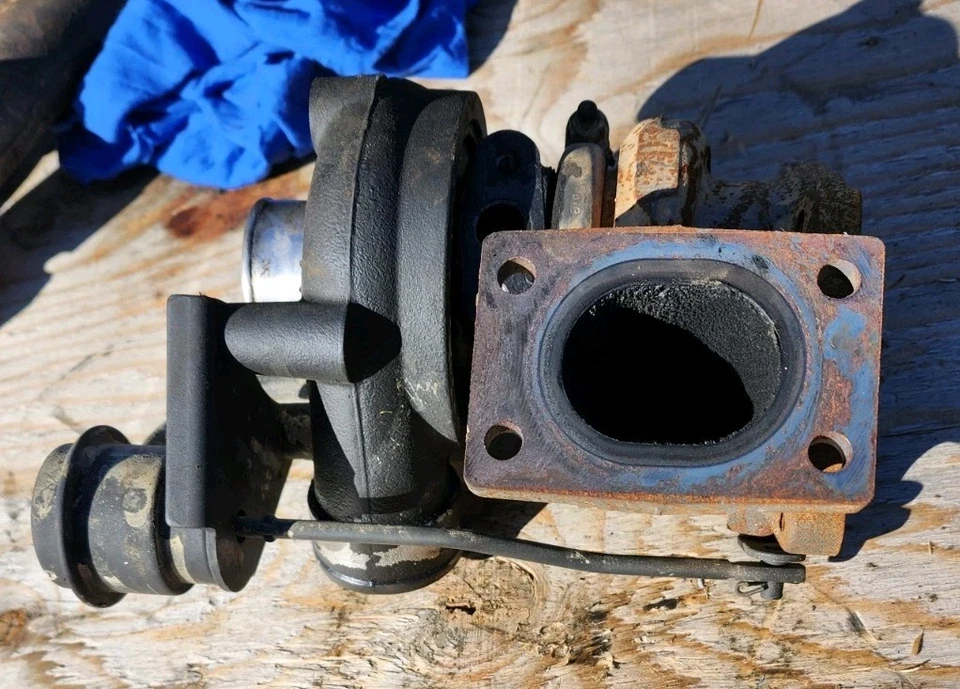 Kubota V3307 Turbo Diesel - Image 3 of 4