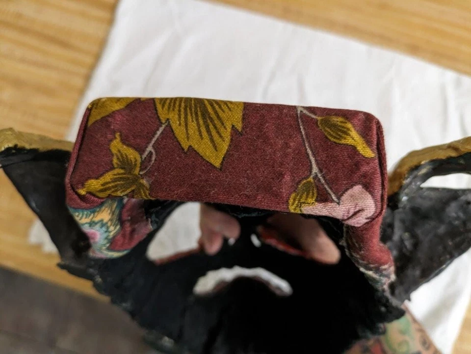 Vtg. handmade and handpainted signed devil mask wall decoration. - Image 4 of 4