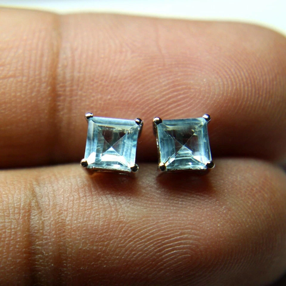 Aretes solitarios de aguamarina de 2,50 quilates corte princesa creados en laboratorio plata 925 Foto 2 de 4
