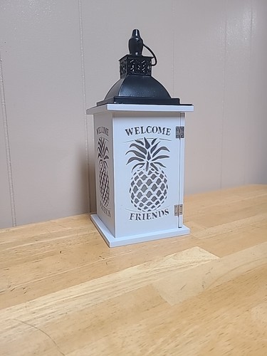 Welcome Friends Pineapple Lantern - Picture 6 of 8