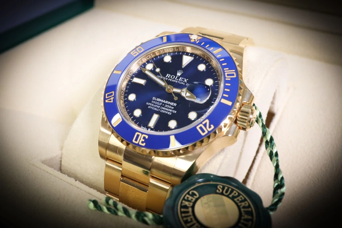 Rolex Oyster Perpetual Submariner Yellow Gold 126618LB