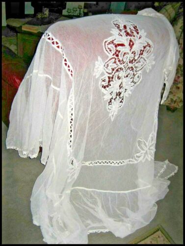 Antique twin bed French lace Cover - Picture 4 of 4