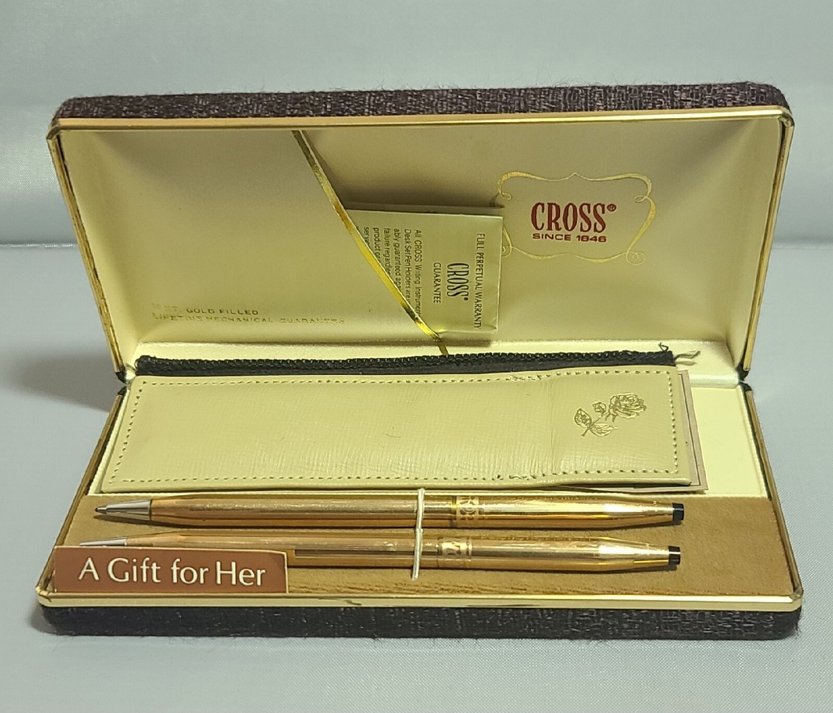 Vintage Classic Cross Pen & Pencil Set Minty Condition 14K Vintage Classic Cross Pen & Pencil Set Minty Condition 14K