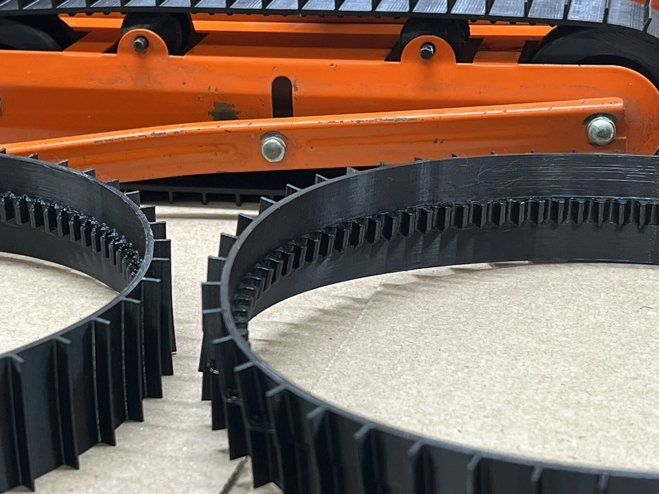 Винтажный гигантский бульдозер Tonka игрушка прессованная сталь металл (только треки) - Изображение 2 из 4