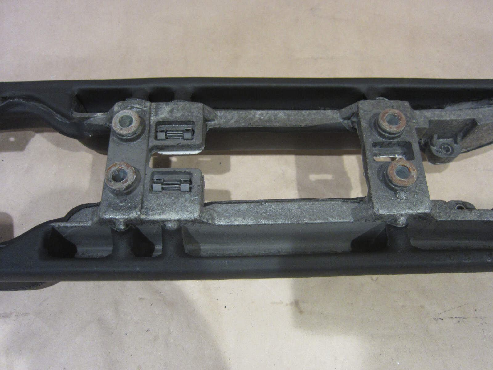 Ferrari 458 - Center Console Black Leather - P/N 81286700