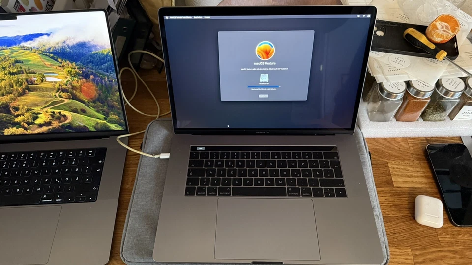 Apple MacBook Pro 15" 2017 · i7 · 16GB · 256GB, Foto 4 von 5