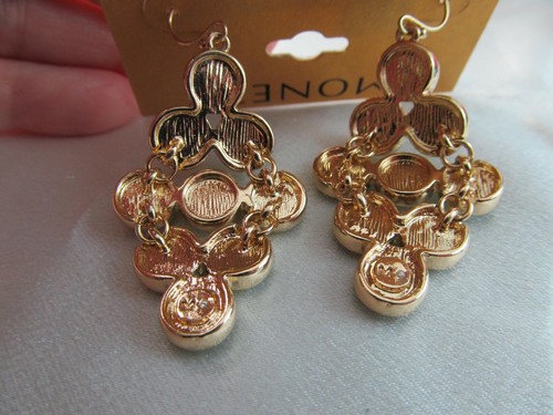 NWT MONET GOLD & GREEN JADEITE LONG "DIAMOND" DESIGN DANGLE EARRINGS - Picture 7 of 8