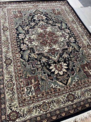 Couristan Shirvan Collection Heriz-Navy 9534/0042 5'7x8' 100% Wool Area rug