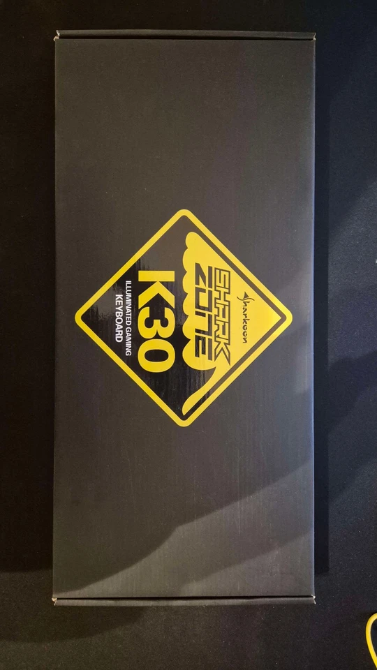 Sharkoon SharkZone K30 meschaniche Gaming Tastatur mit Beleuchtung - Deutsch - Bild 2 von 4