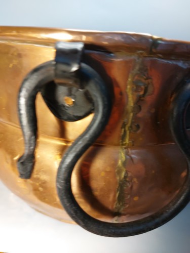 Vintage Rustic Hand Forged Hammered Copper Cauldron Cast Iron Handles 14x11 Pot - Picture 6 of 24